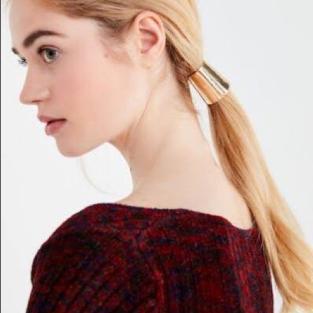 Gold hair tie